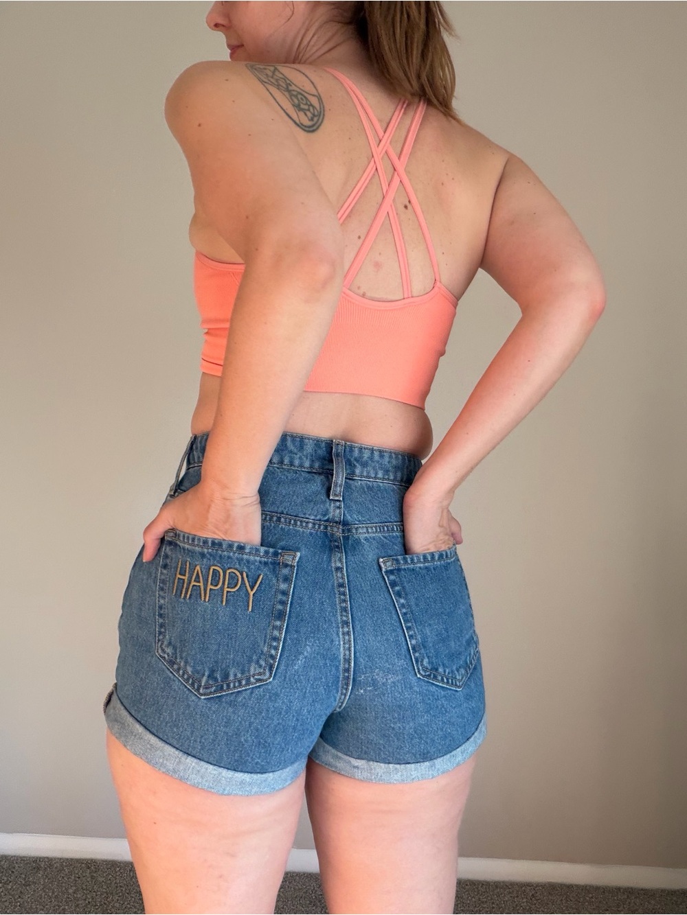 Wild Fable Happy Embroidered Pocket High Waist Denim Shorts Size 4 Fair Trade
